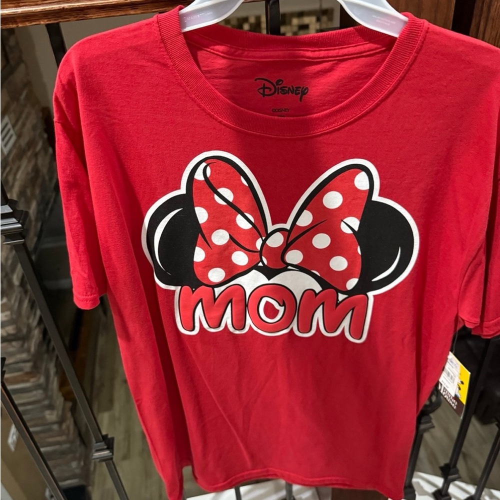 Disney Red Minnie Mouse 'Mom' Tee